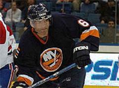 Hill bestritt in seiner Karriere 931 NHL-Spiele.