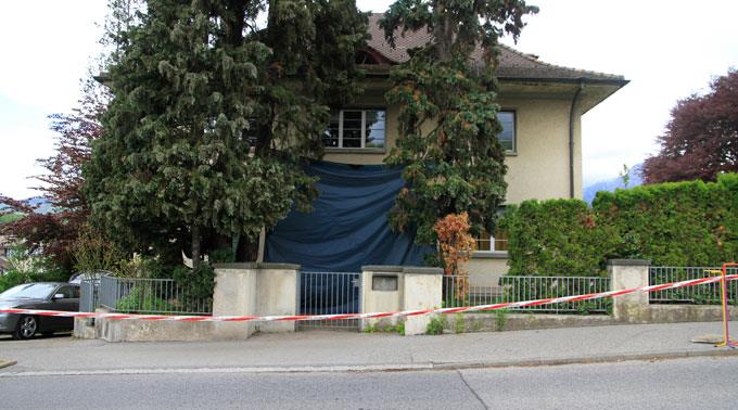In diesem Haus wurden die beiden Opfer aufgefunden.